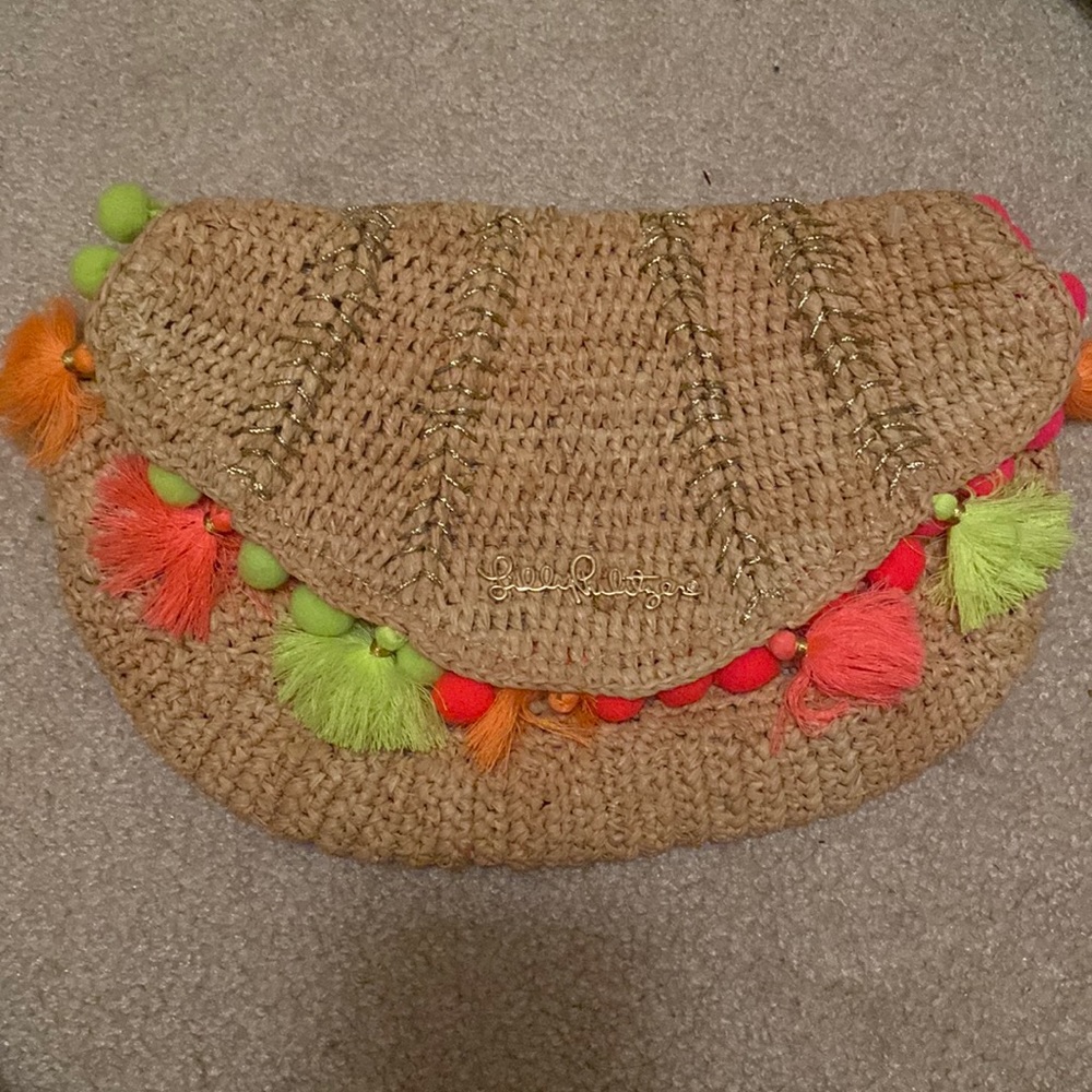 lily pulitzer clam shell clutch